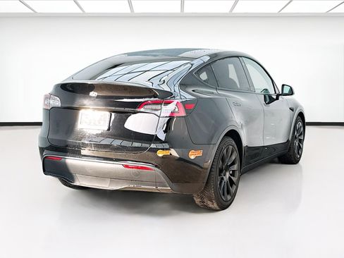 Used 2020 Tesla Model Y Long Range image 4