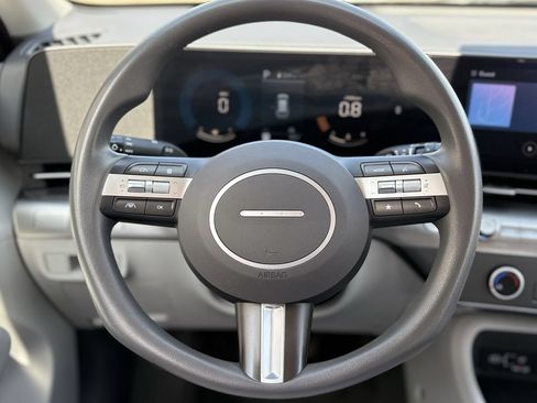 Used 2025 Hyundai Kona SE AWD/4WD image 14
