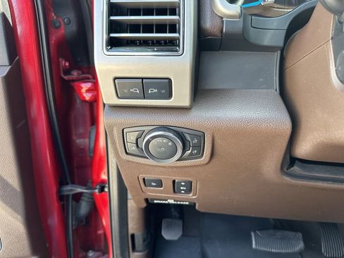 Used 2021 Ford F250 King Ranch w/ King Ranch Ultimate Package image 29