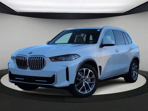Used 2026 BMW X5 xDrive50e w/ Executive Package AWD/4WD image 1