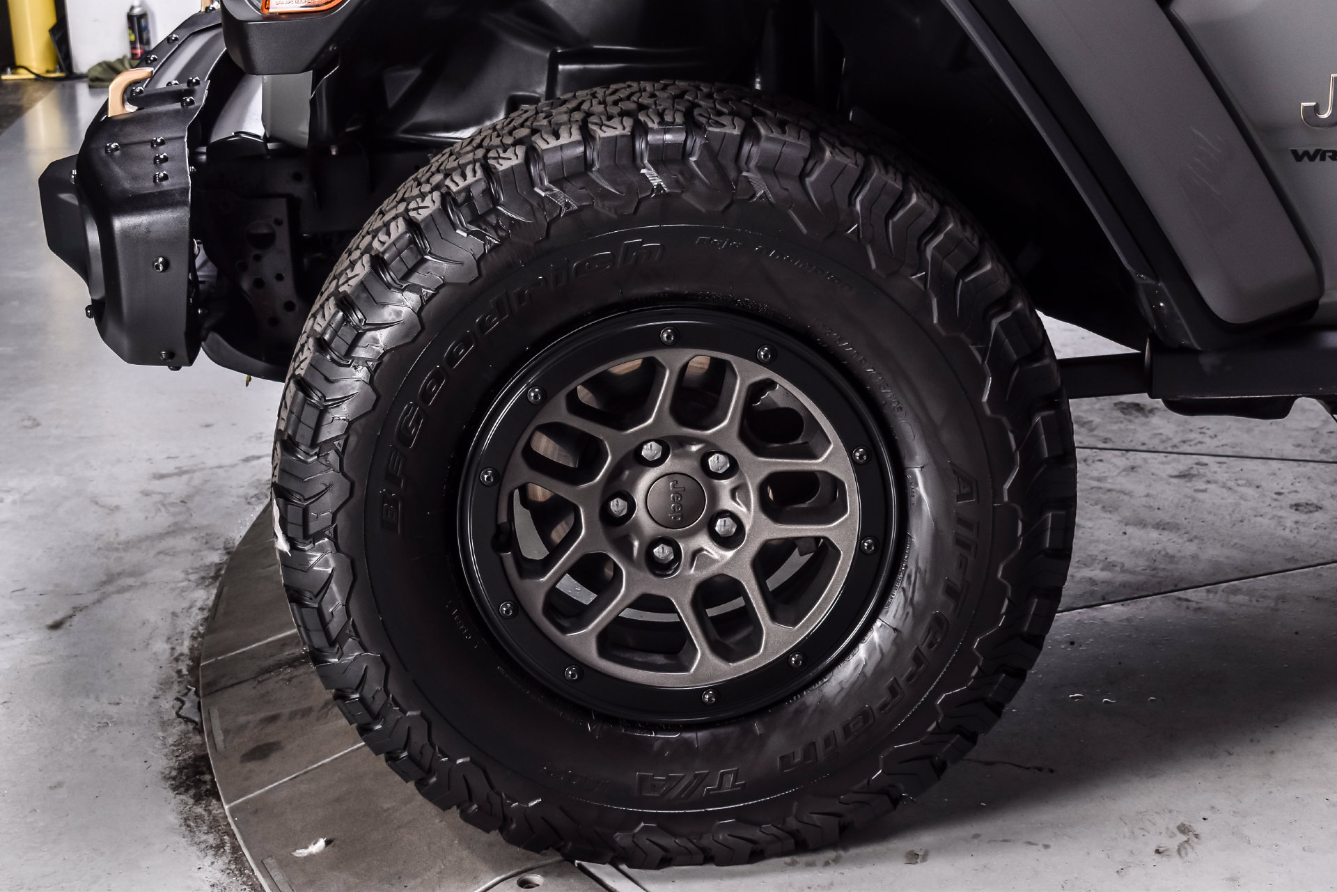 Used 2023 Jeep Wrangler Unlimited Rubicon 392 w/ Xtreme Recon 35" Tire Package AWD/4WD image 9