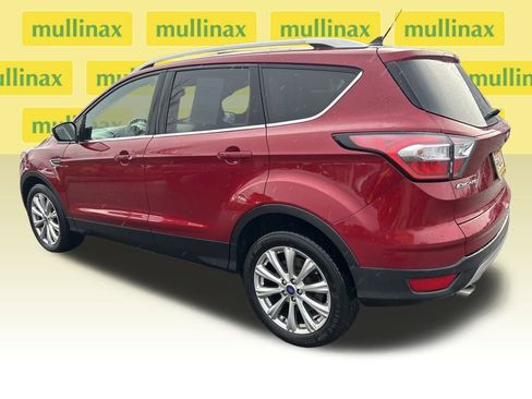 Certified 2018 Ford Escape Titanium image 11