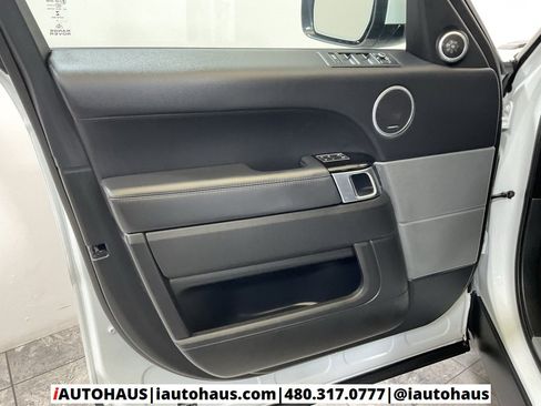 Used 2017 Land Rover Range Rover Sport HSE image 36