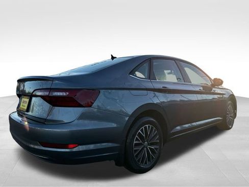 Used 2021 Volkswagen Jetta SE image 8