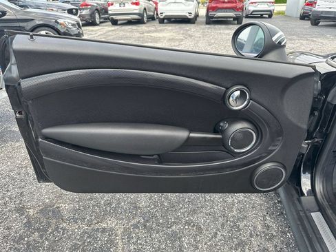 Used 2015 MINI Cooper S FWD image 16