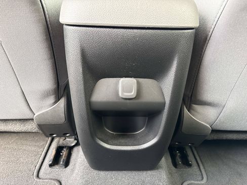Used 2019 Chevrolet Colorado W/T w/ WT Convenience Package RWD image 29