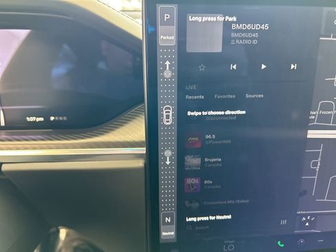 Used 2022 Tesla Model S Plaid image 8