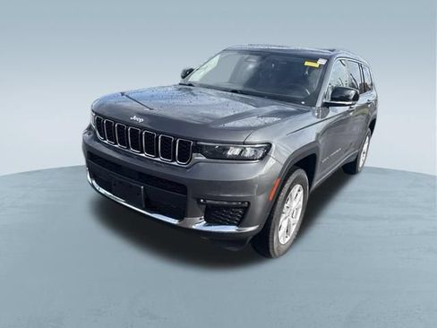 Used 2022 Jeep Grand Cherokee L Limited AWD/4WD image 14