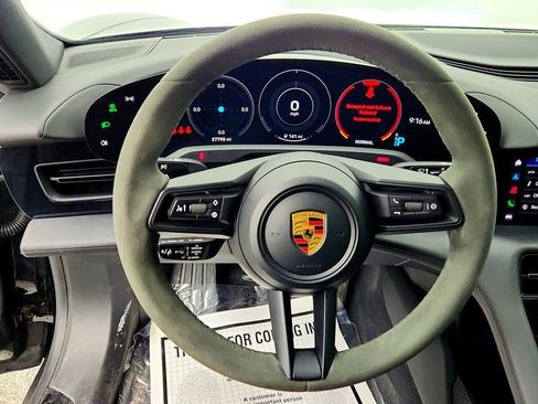 Used 2021 Porsche Taycan 4S image 14