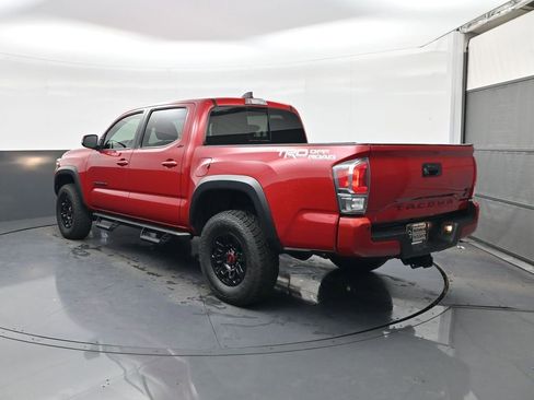 Used 2022 Toyota Tacoma TRD Off-Road image 5