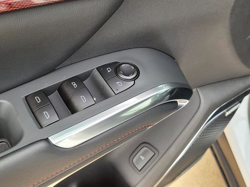 New 2026 Chevrolet Traverse Z71 w/ Enhanced Driving Package image 17