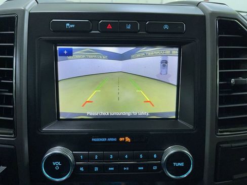 Used 2021 Ford Expedition XLT image 22