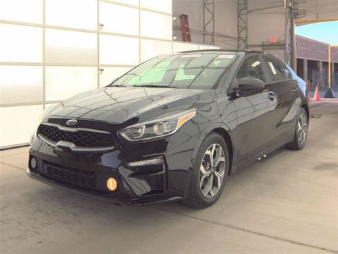Used 2021 Kia Forte LXS FWD image 23