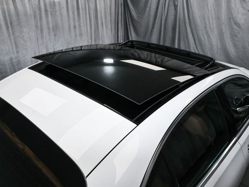 Used 2023 Mercedes-Benz C 300 4MATIC Sedan w/ Pinnacle Trim Package image 83