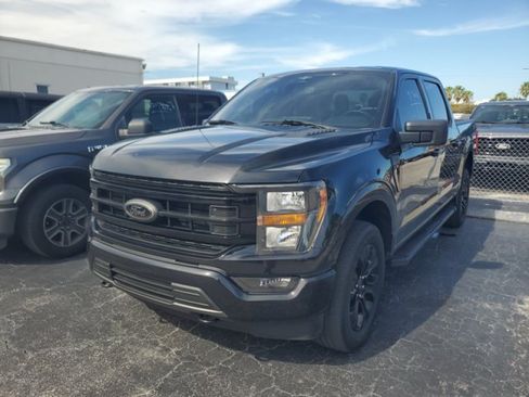Used 2023 Ford F150 XLT w/ XLT Black Appearance Package AWD/4WD image 3