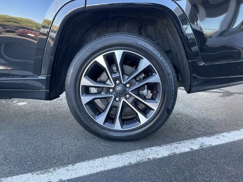 Used 2021 Jeep Grand Cherokee L Overland w/ Luxury Tech Group IV image 37