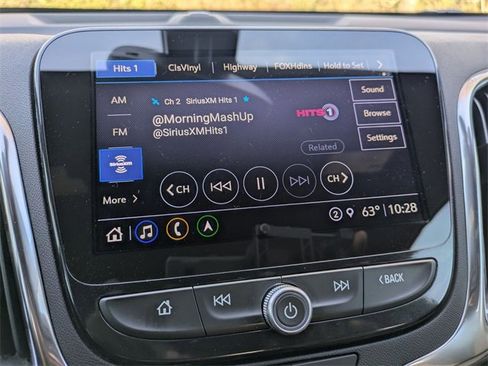 Used 2024 Chevrolet Equinox Premier image 19