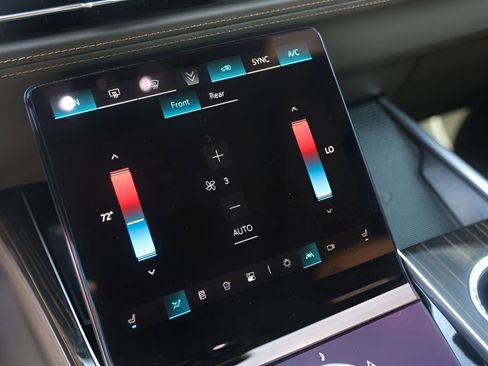 Used 2025 Cadillac Escalade Premium Luxury w/ LPO, Floor Liner Package image 21