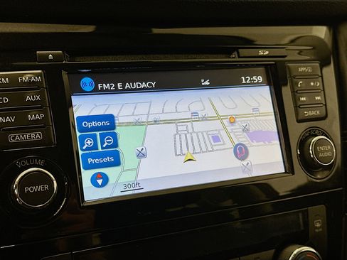 Used 2017 Nissan Rogue SL w/ SL Premium Package image 22