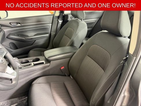 Used 2025 Nissan Altima 2.5 SV FWD image 11