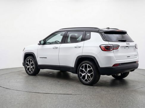 Used 2025 Jeep Compass Limited AWD/4WD image 6