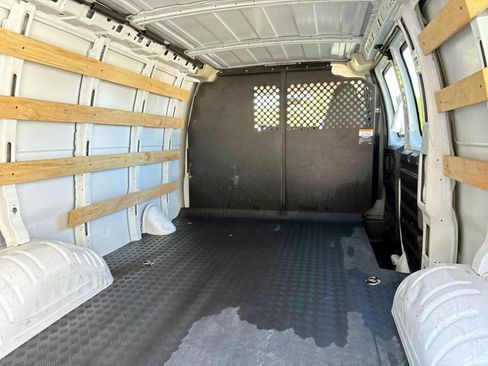 Used 2023 GMC Savana 2500 image 13