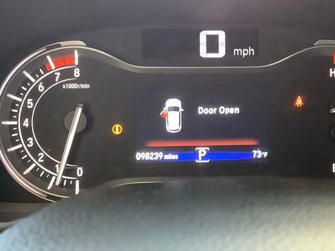 Used 2016 Honda Pilot Elite image 10