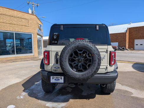 New 2026 Ford Bronco Badlands AWD/4WD image 7
