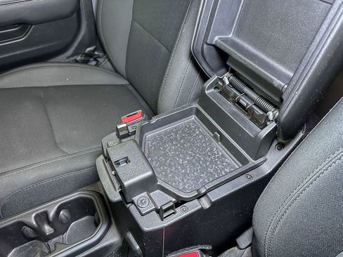 Certified 2021 Jeep Gladiator Overland w/ Cold Weather Group image 42