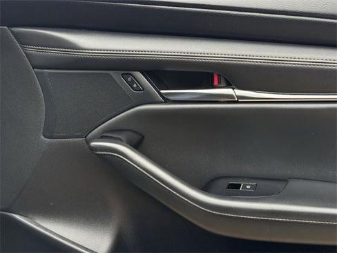 Used 2024 MAZDA MAZDA3 s image 30