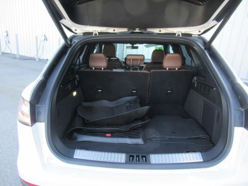 Used 2022 Lincoln Nautilus Reserve w/ Equipment Group 201A AWD/4WD image 22