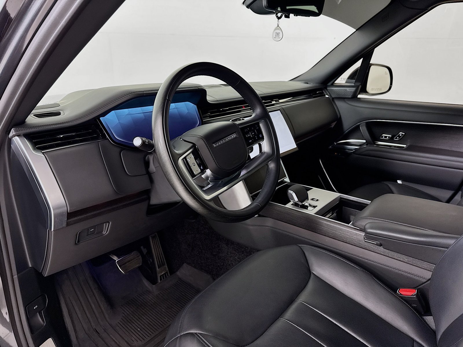 Used 2024 Land Rover Range Rover Autobiography AWD/4WD image 10