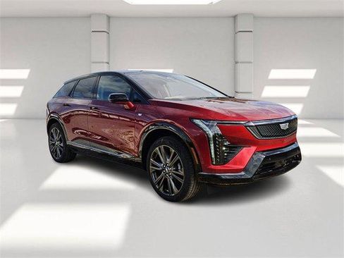 New 2026 Cadillac Optiq Sport 2 image 7