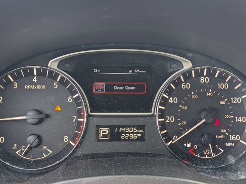 Used 2015 Nissan Altima 2.5 S w/ Power Driver Seat Package FWD image 21