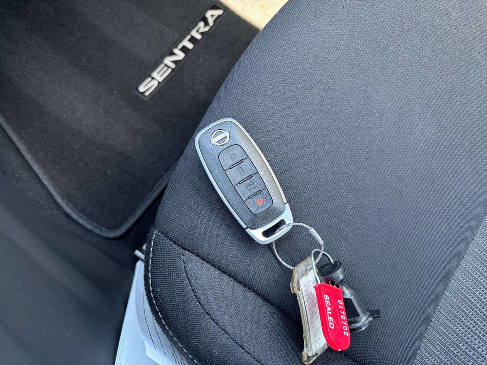 Used 2025 Nissan Sentra SV FWD image 20