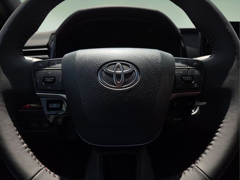 New 2026 Toyota Camry XSE FWD image 25