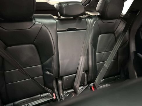 Used 2019 Porsche Cayenne AWD/4WD image 13