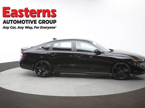 Used 2025 Honda Accord Sport image 46