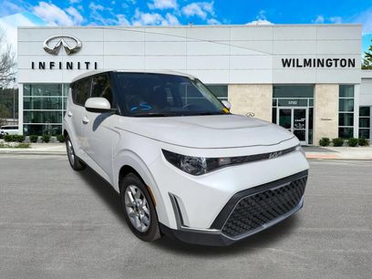 Used 2025 Kia Soul LX