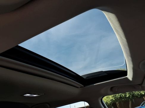 Certified 2025 Subaru Outback Premium w/ Popular Package #1A image 19