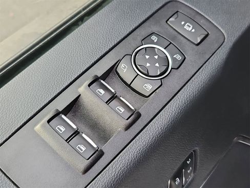 Used 2022 Ford F350 Lariat w/ FX4 Off-Road Package image 17