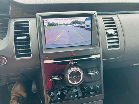Used 2019 Ford Flex Limited FWD image 21