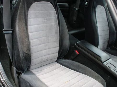 Used 1990 Porsche 944 Coupe RWD image 20