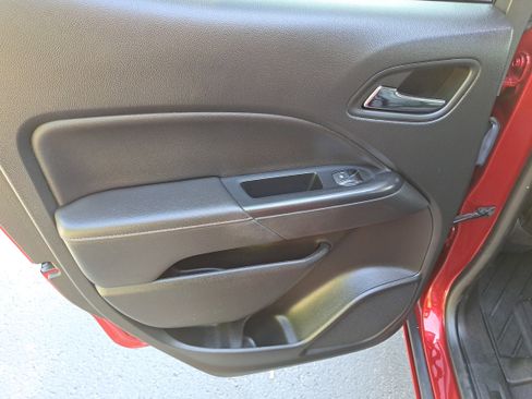 Used 2021 GMC Canyon AT4 w/ Driver Alert Package image 11