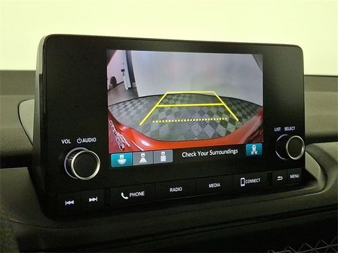 Used 2024 Honda Accord EX image 4