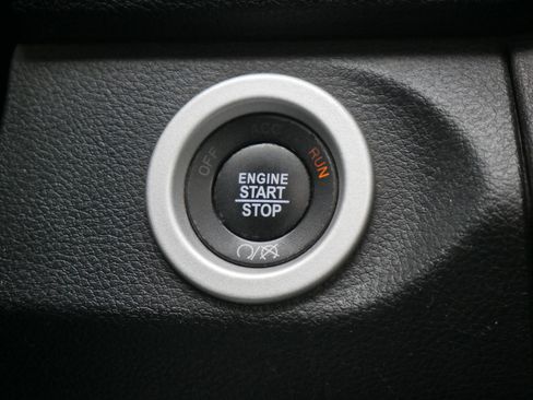 Used 2017 RAM 1500 Sport image 9