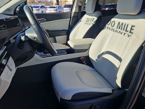 Certified 2026 Kia Sportage EX image 14