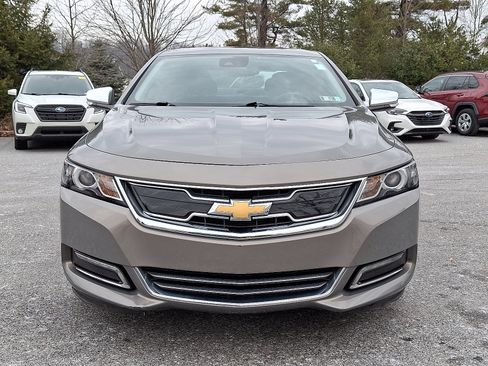 Used 2018 Chevrolet Impala Premier w/ Premier Confidence Package image 2