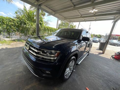 Used 2019 Volkswagen Atlas SEL FWD image 3