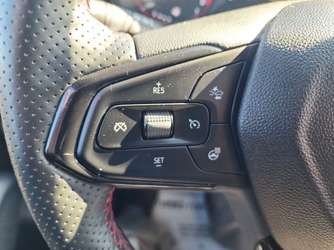 Used 2024 Chevrolet Trax RS w/ Driver Confidence Package image 18